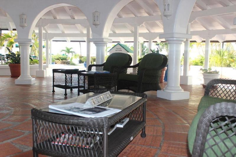 Glitter Bay Hotel Porters Luaran gambar
